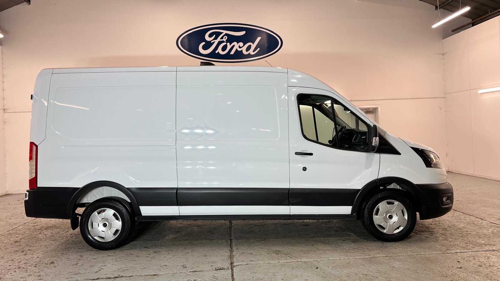 Main listing image - Ford Transit