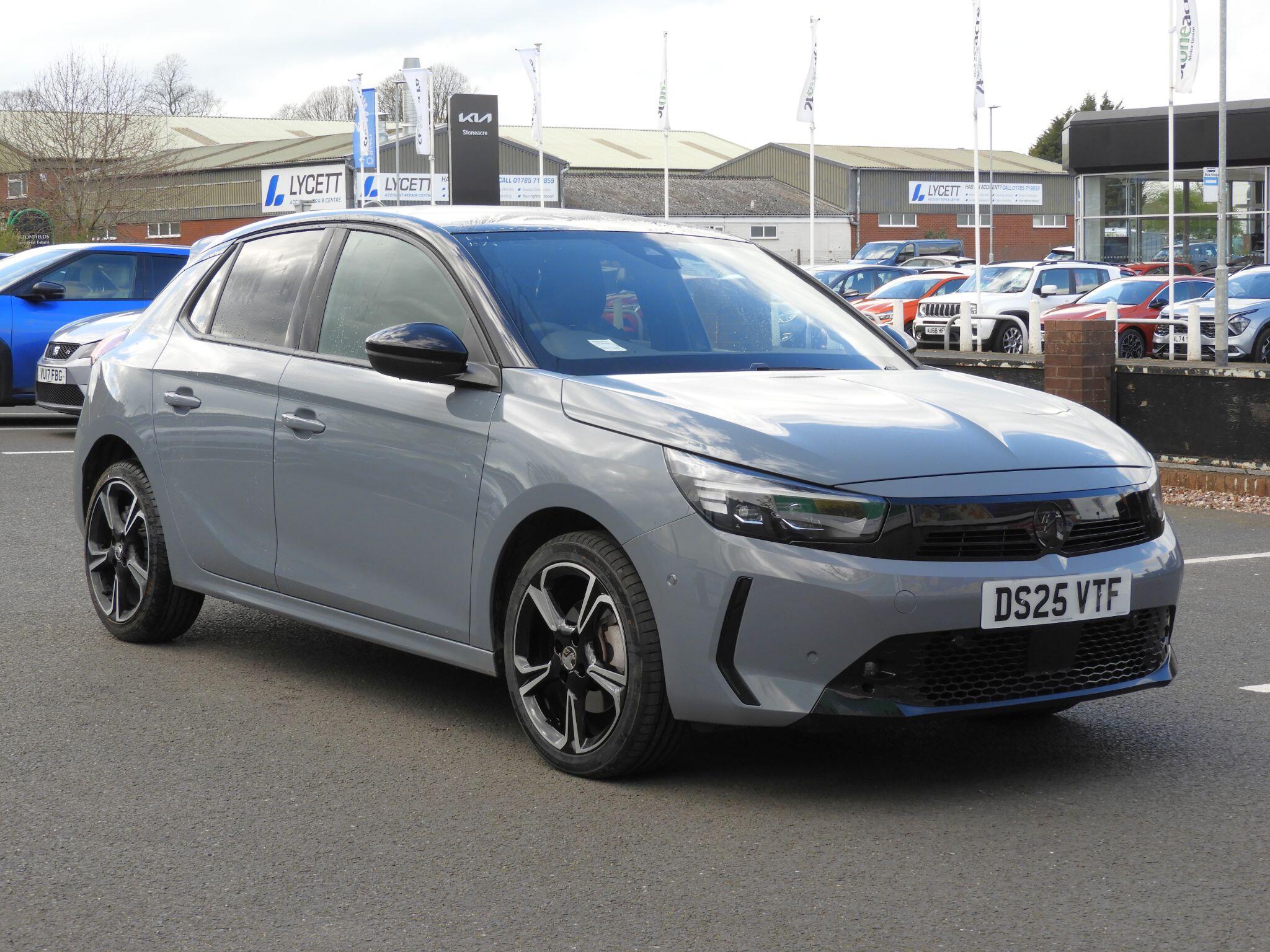 Main listing image - Vauxhall Corsa