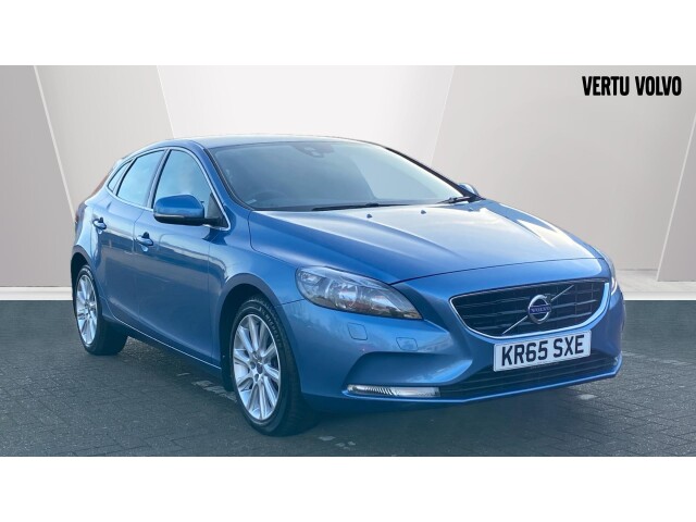 Main listing image - Volvo V40