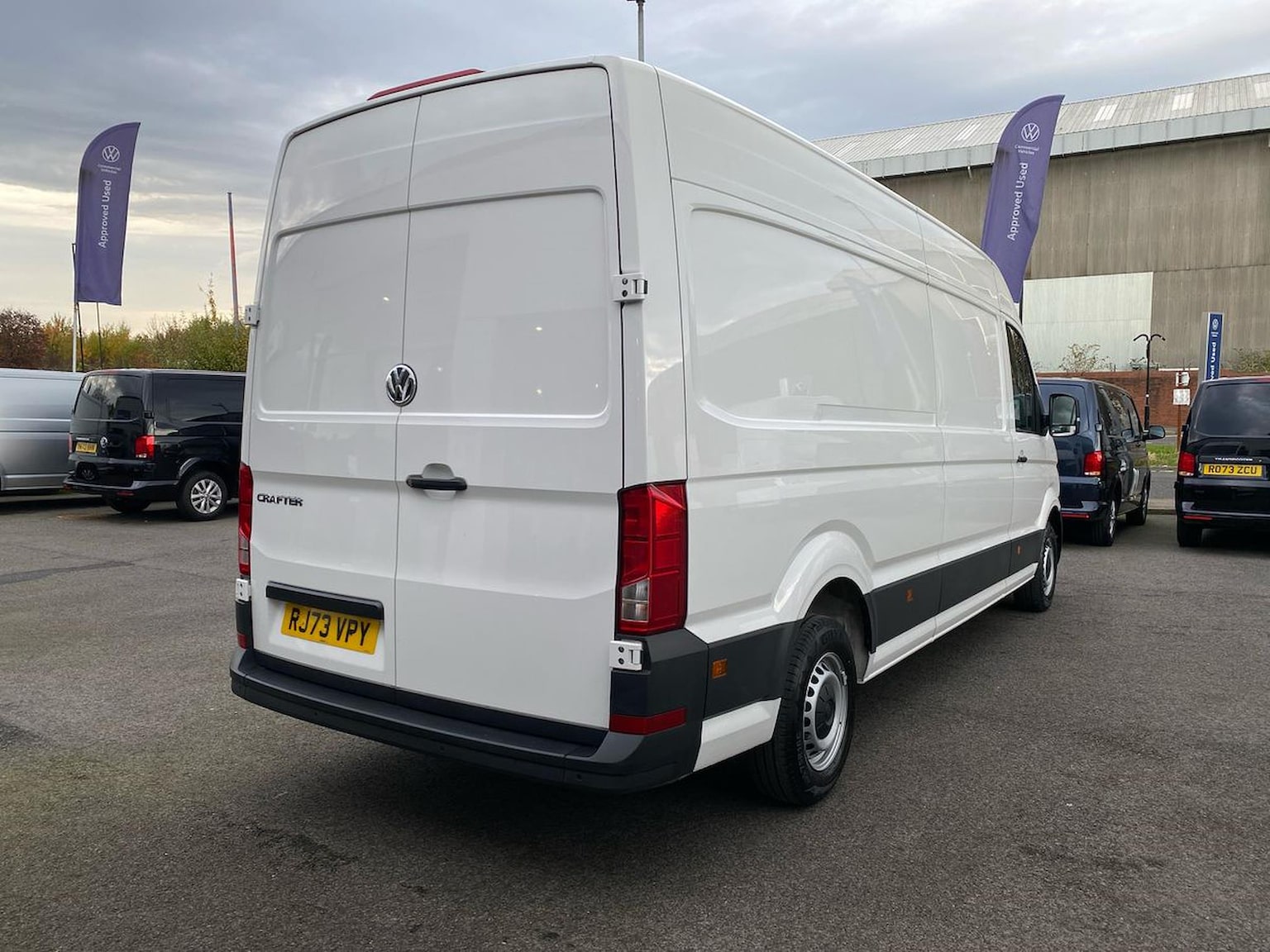 Main listing image - Volkswagen Crafter