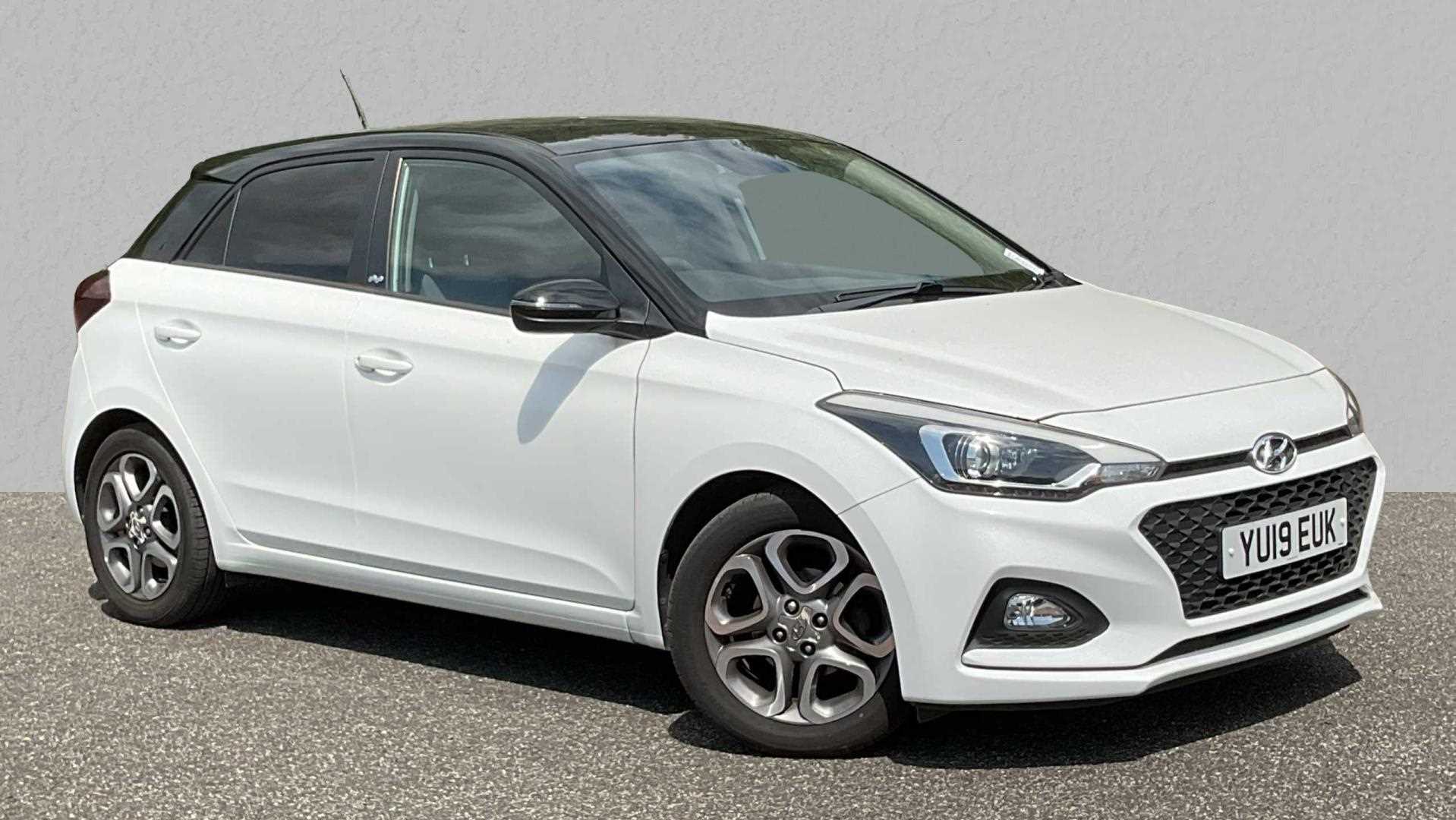 Main listing image - Hyundai i20
