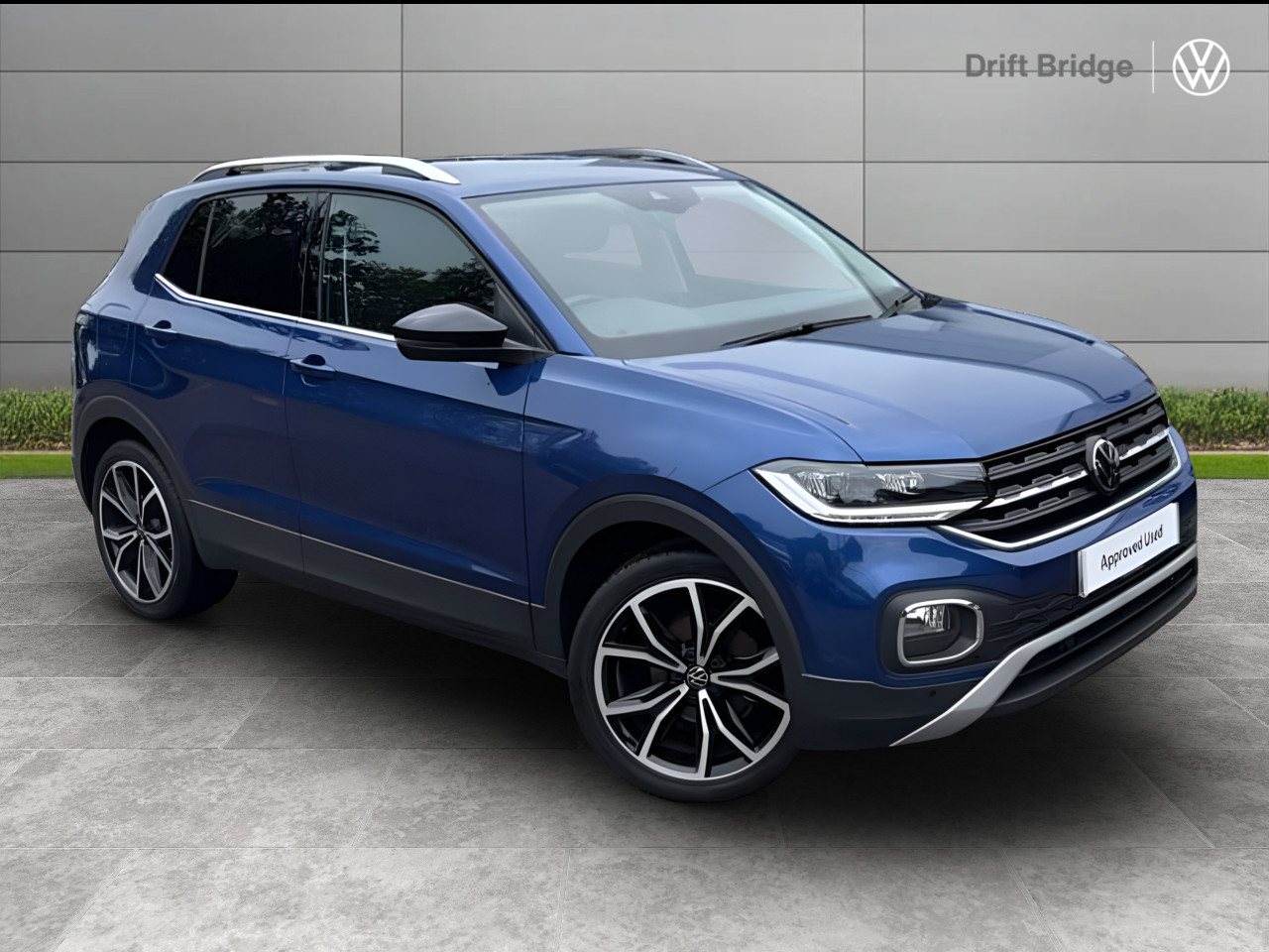 Main listing image - Volkswagen T-Cross