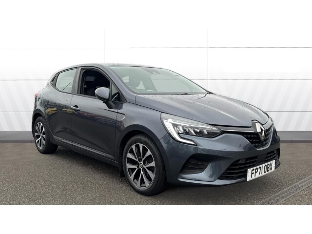 Main listing image - Renault Clio