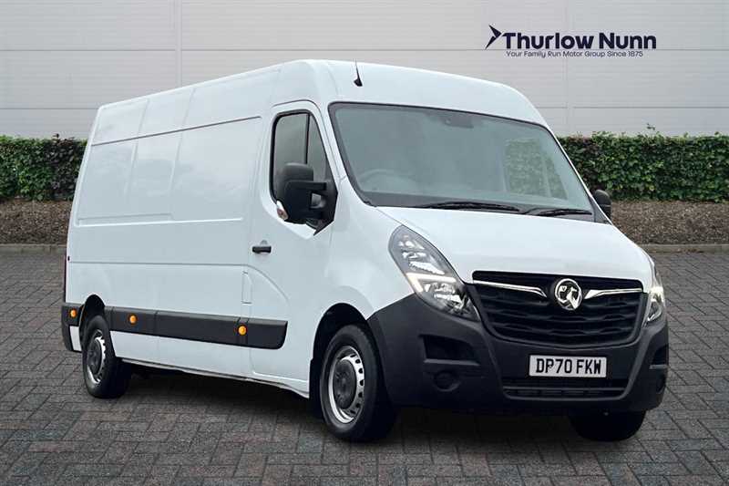 Main listing image - Vauxhall Movano