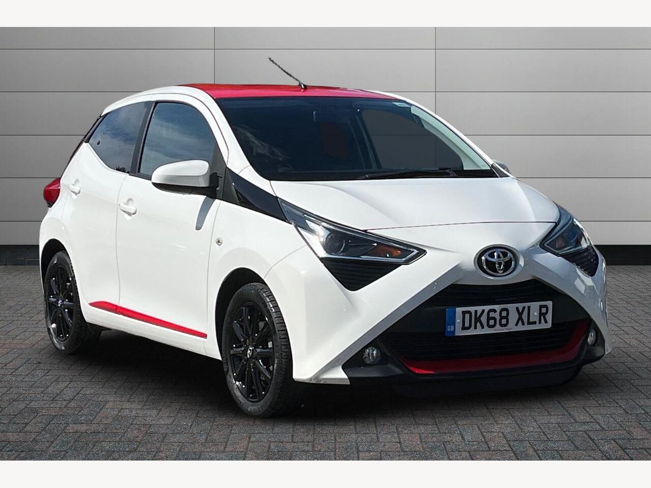 Main listing image - Toyota Aygo