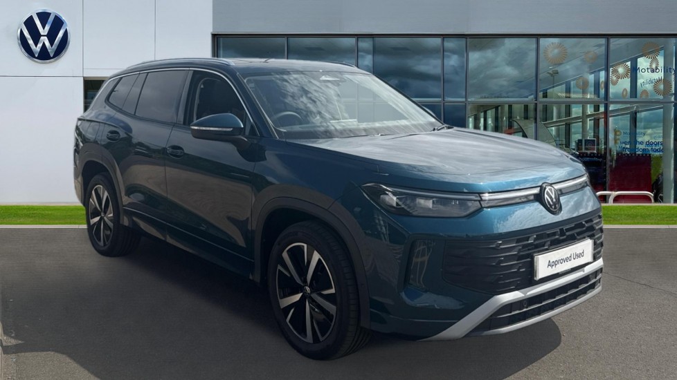 Main listing image - Volkswagen Tayron