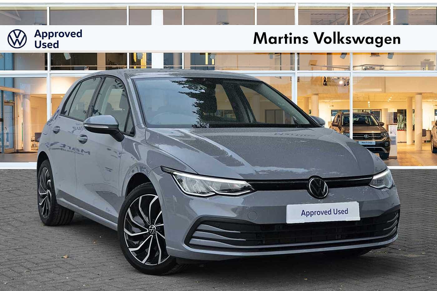 Main listing image - Volkswagen Golf