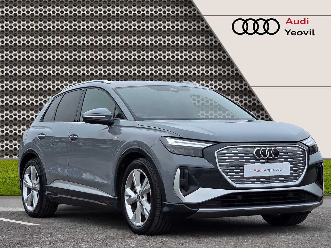 Main listing image - Audi Q4