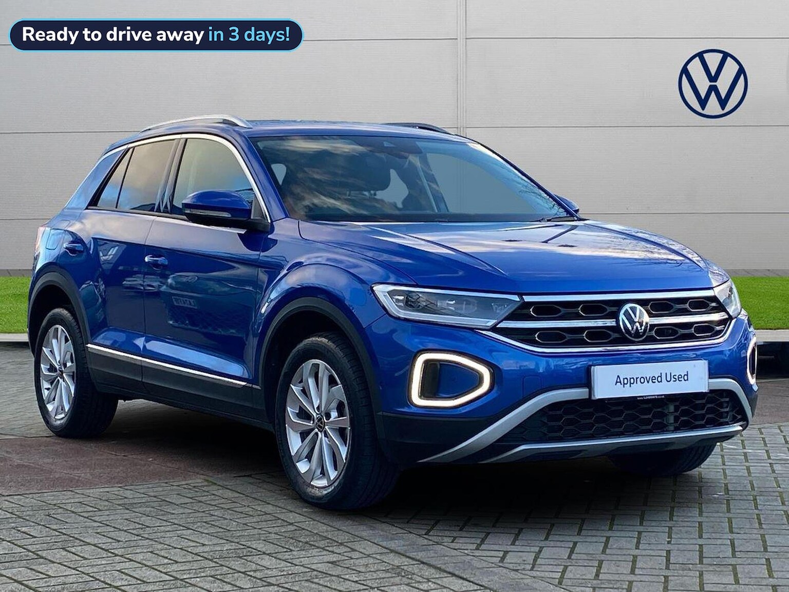 Main listing image - Volkswagen T-Roc