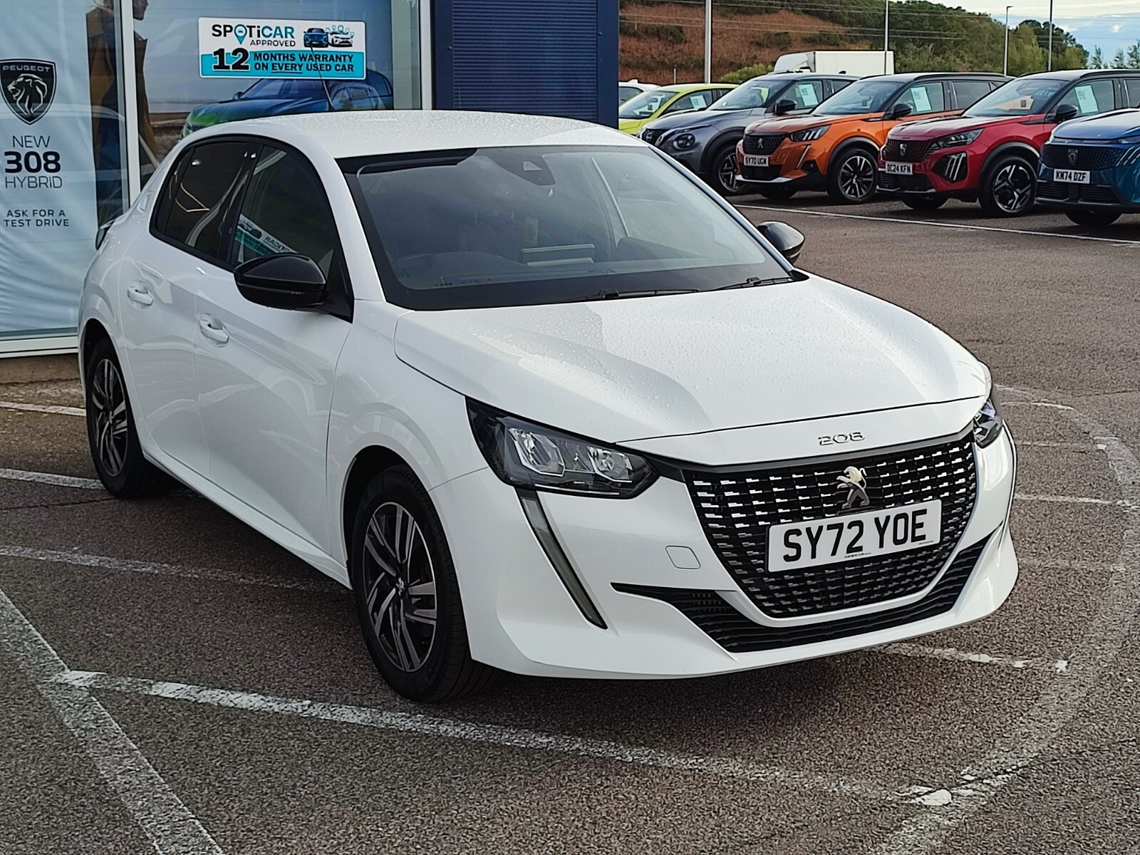 Main listing image - Peugeot 208