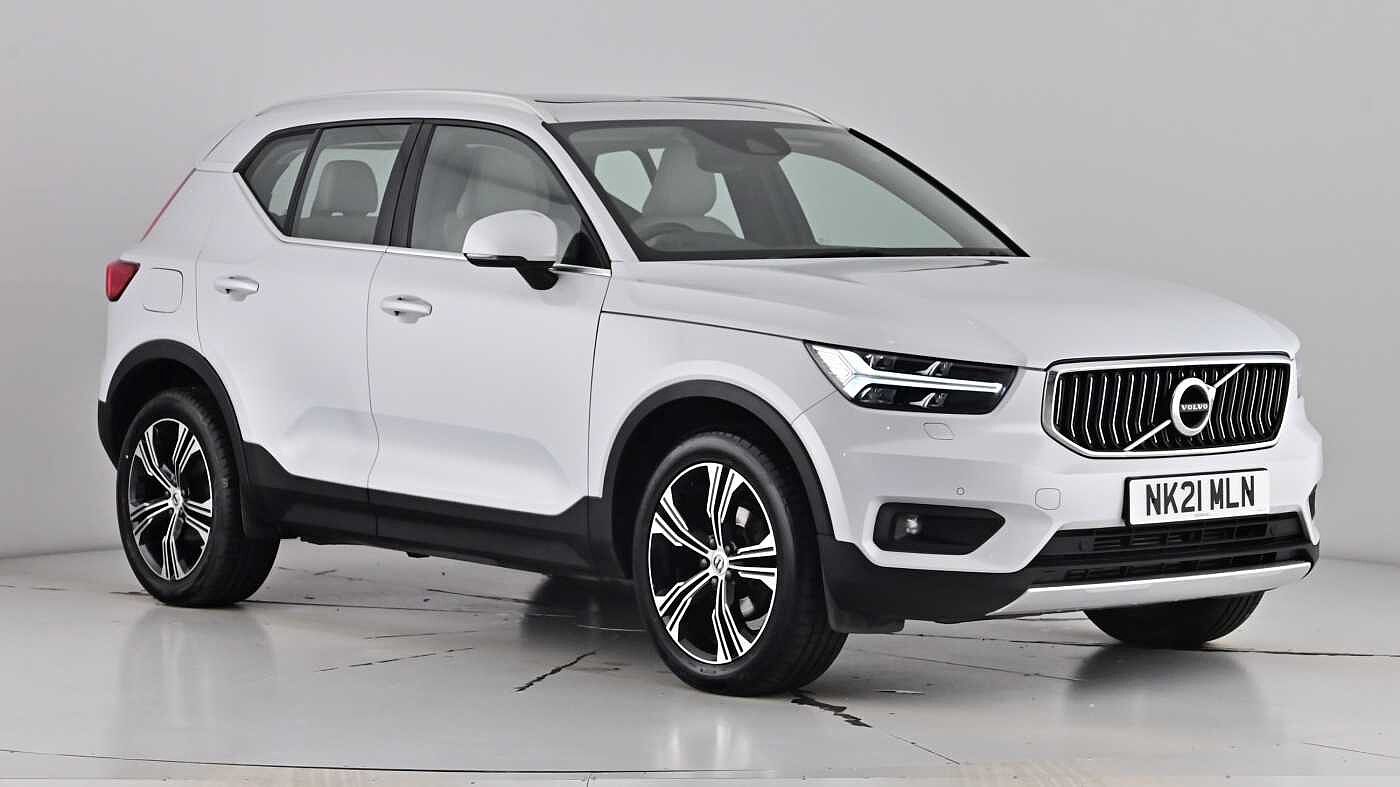 Main listing image - Volvo XC40