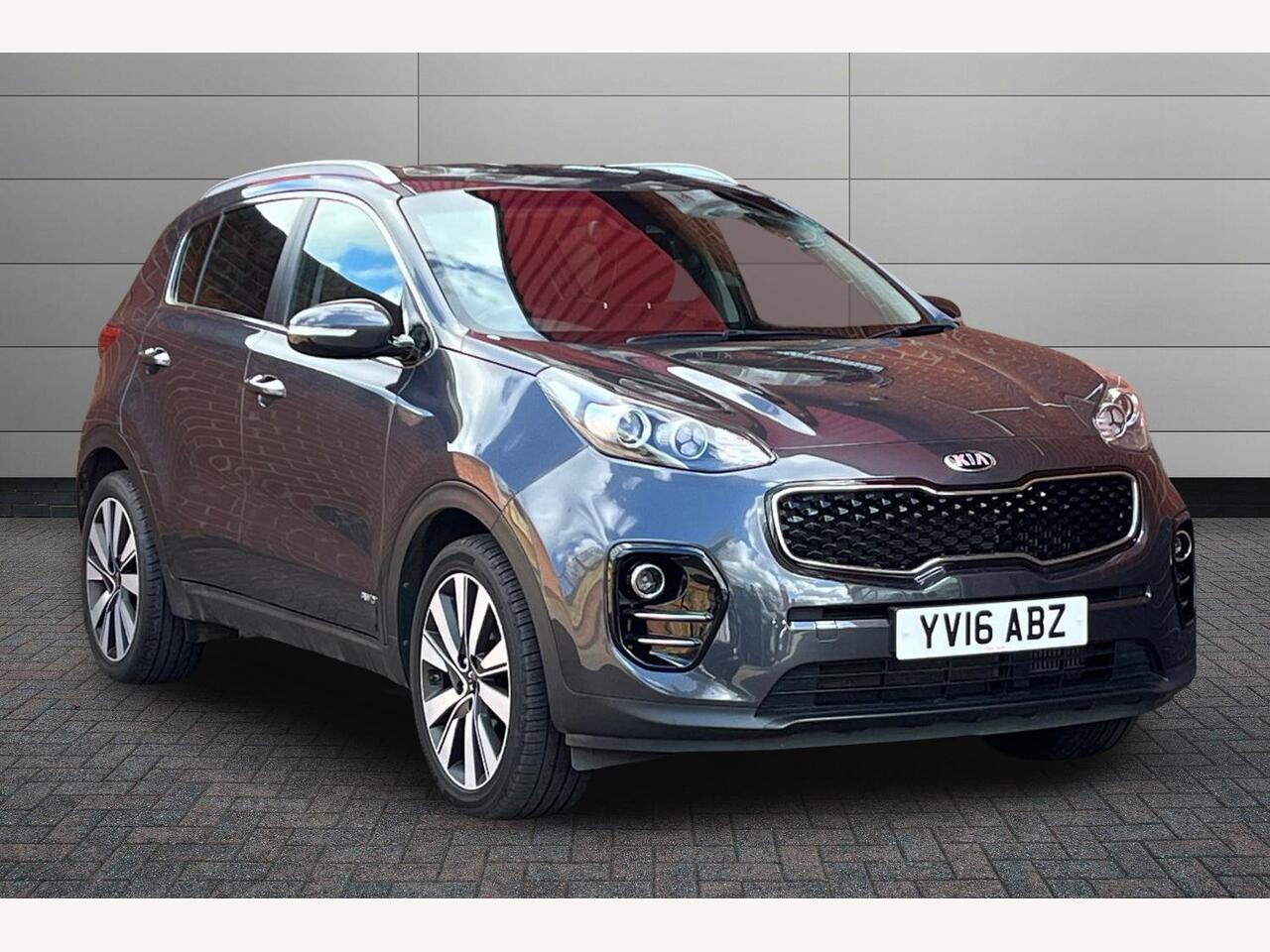 Main listing image - Kia Sportage