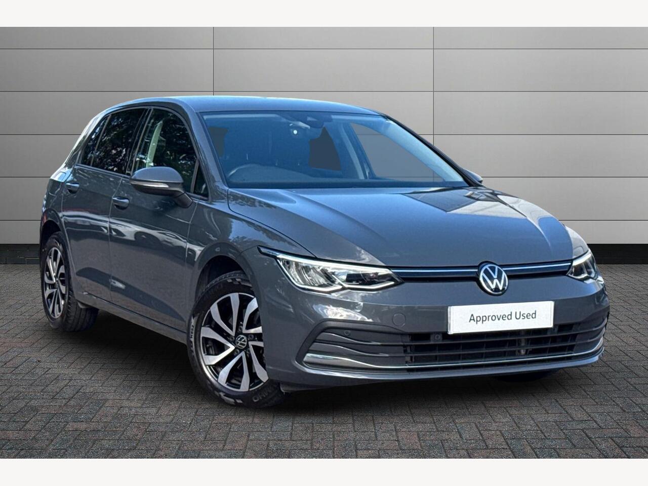 Main listing image - Volkswagen Golf