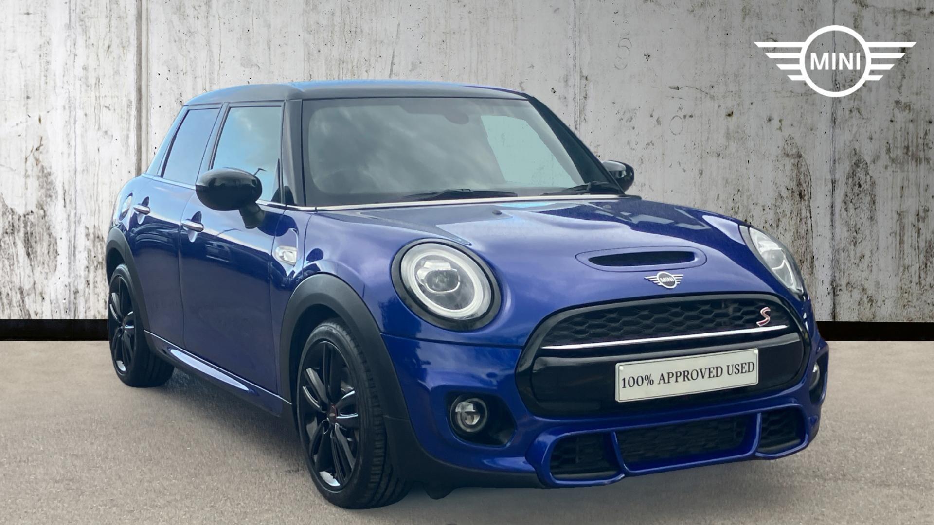 Main listing image - MINI Hatchback 5dr
