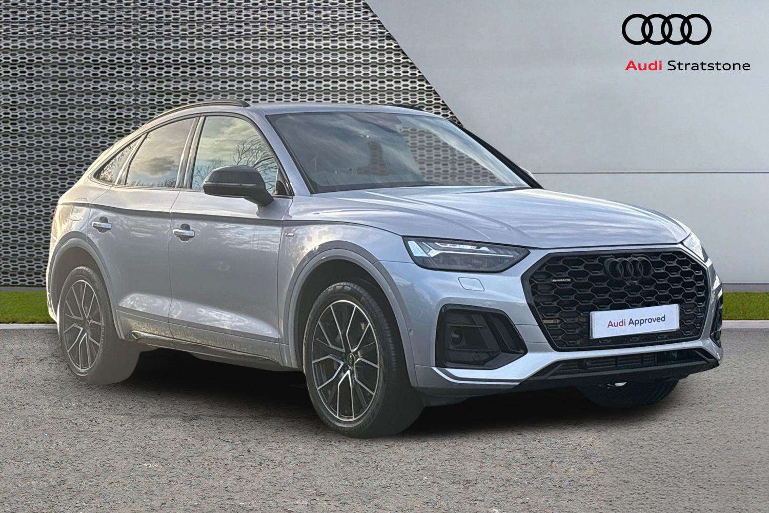 Main listing image - Audi Q5 Sportback