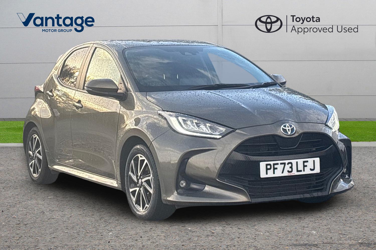 Main listing image - Toyota Yaris