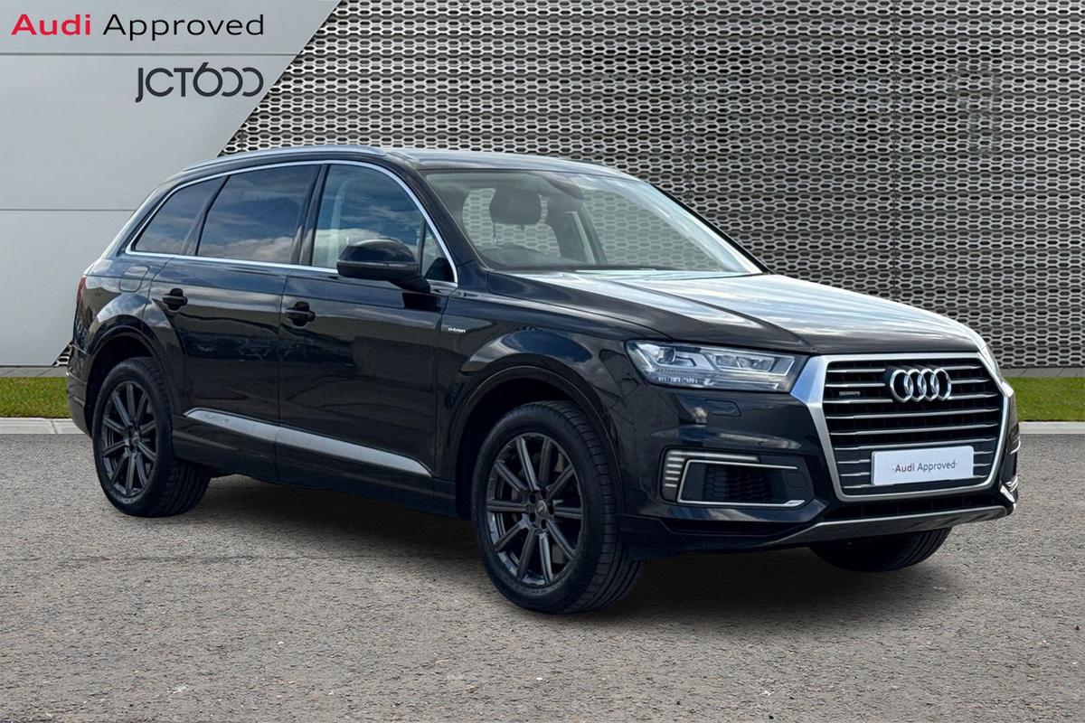 Main listing image - Audi Q7