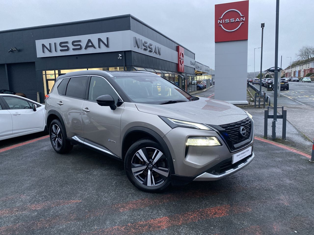 Main listing image - Nissan X-Trail