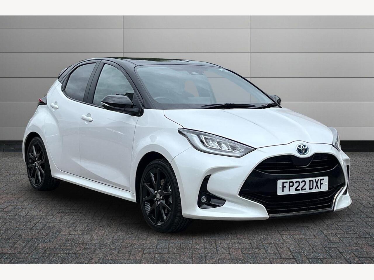 Main listing image - Toyota Yaris