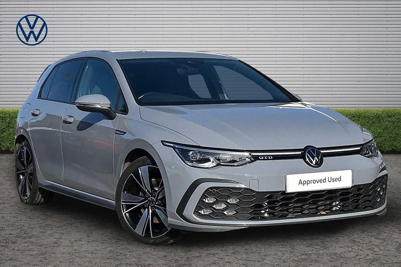 Main listing image - Volkswagen Golf