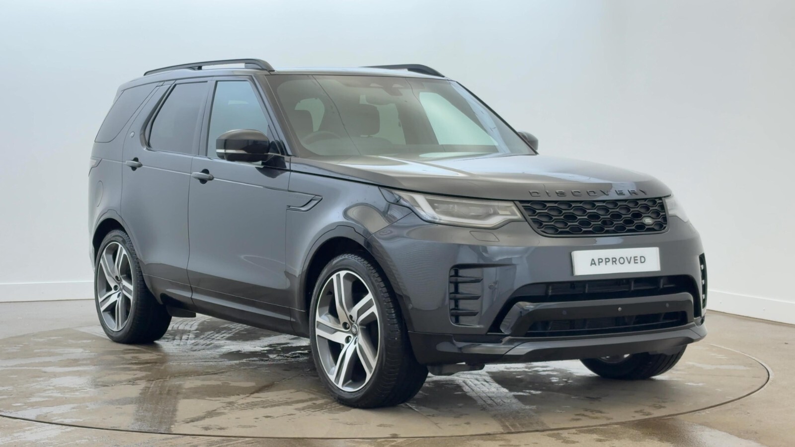 Main listing image - Land Rover Discovery