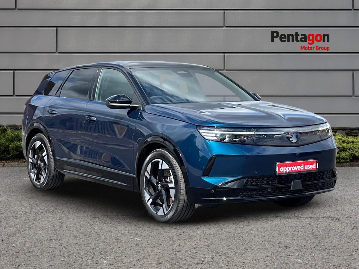 Main listing image - Vauxhall Grandland