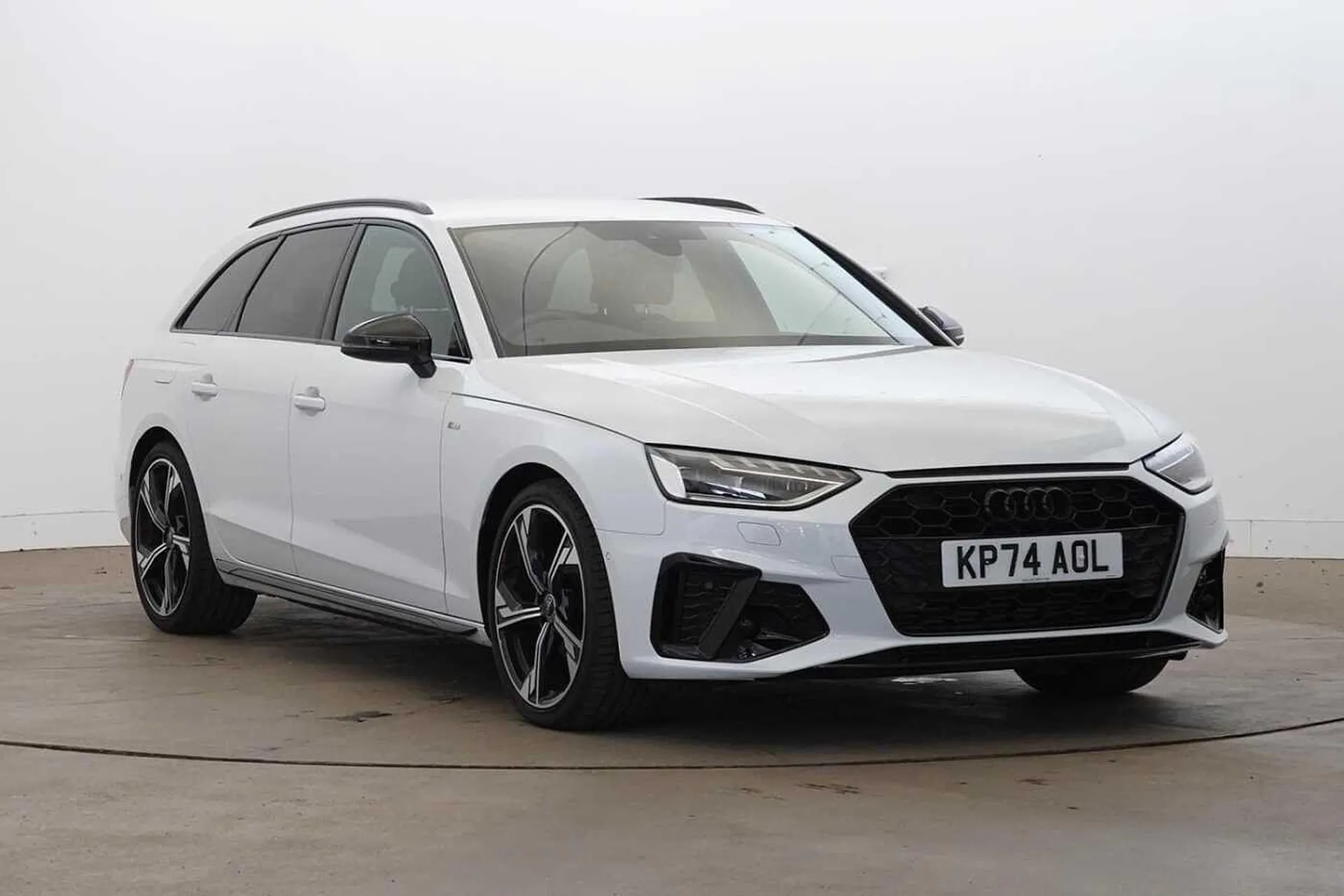 Main listing image - Audi A4 Avant