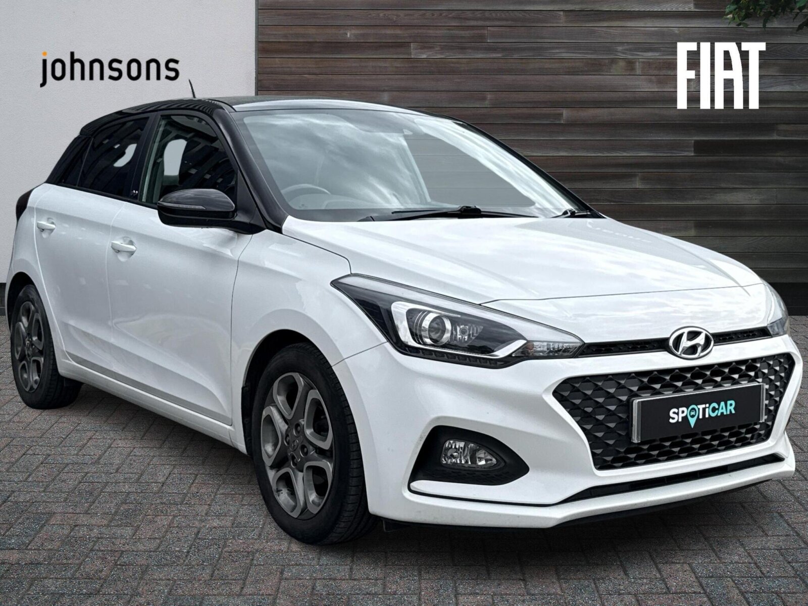 Main listing image - Hyundai i20