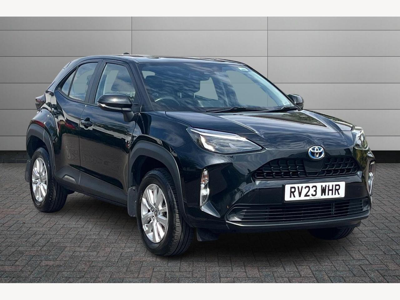 Main listing image - Toyota Yaris Cross