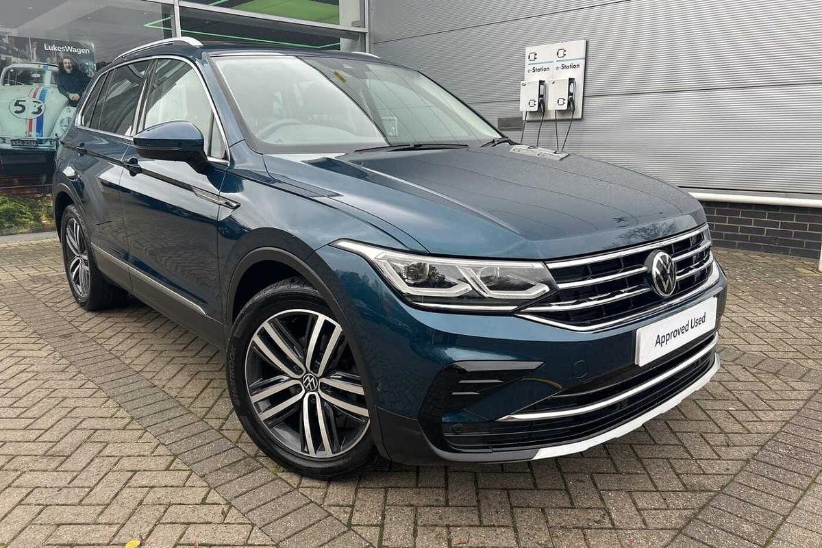 Main listing image - Volkswagen Tiguan