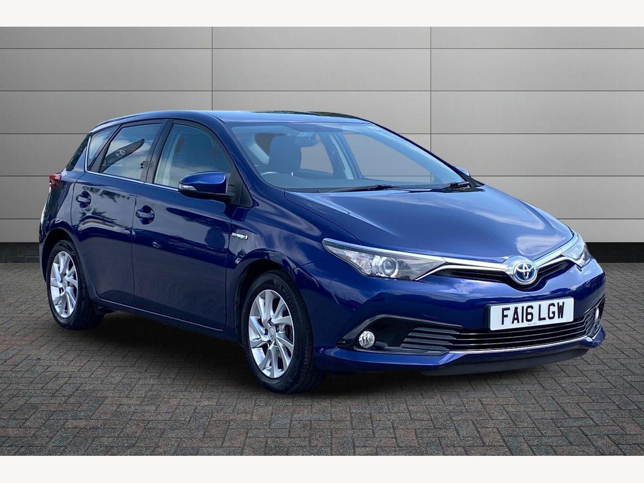 Main listing image - Toyota Auris