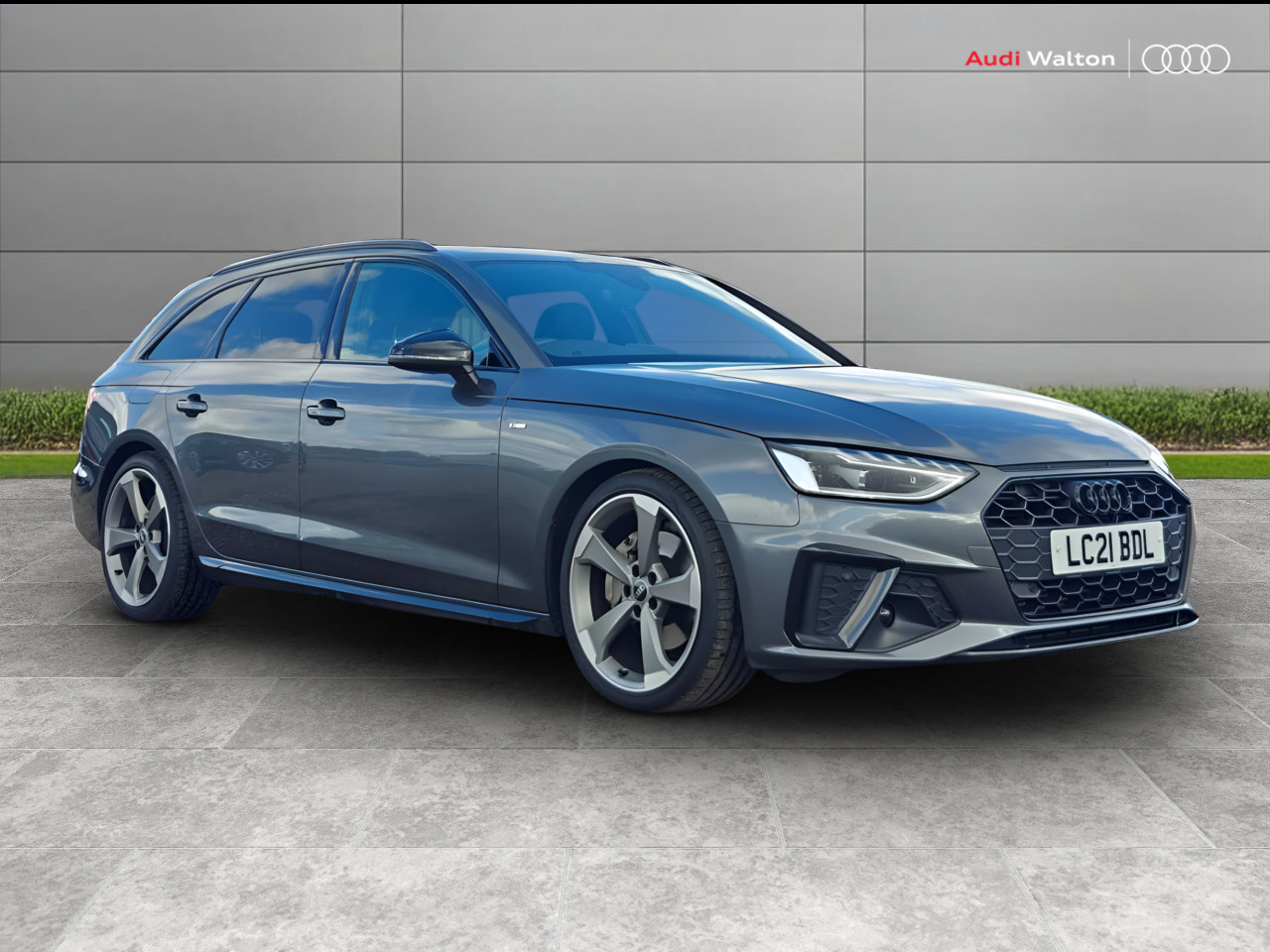 Main listing image - Audi A4 Avant