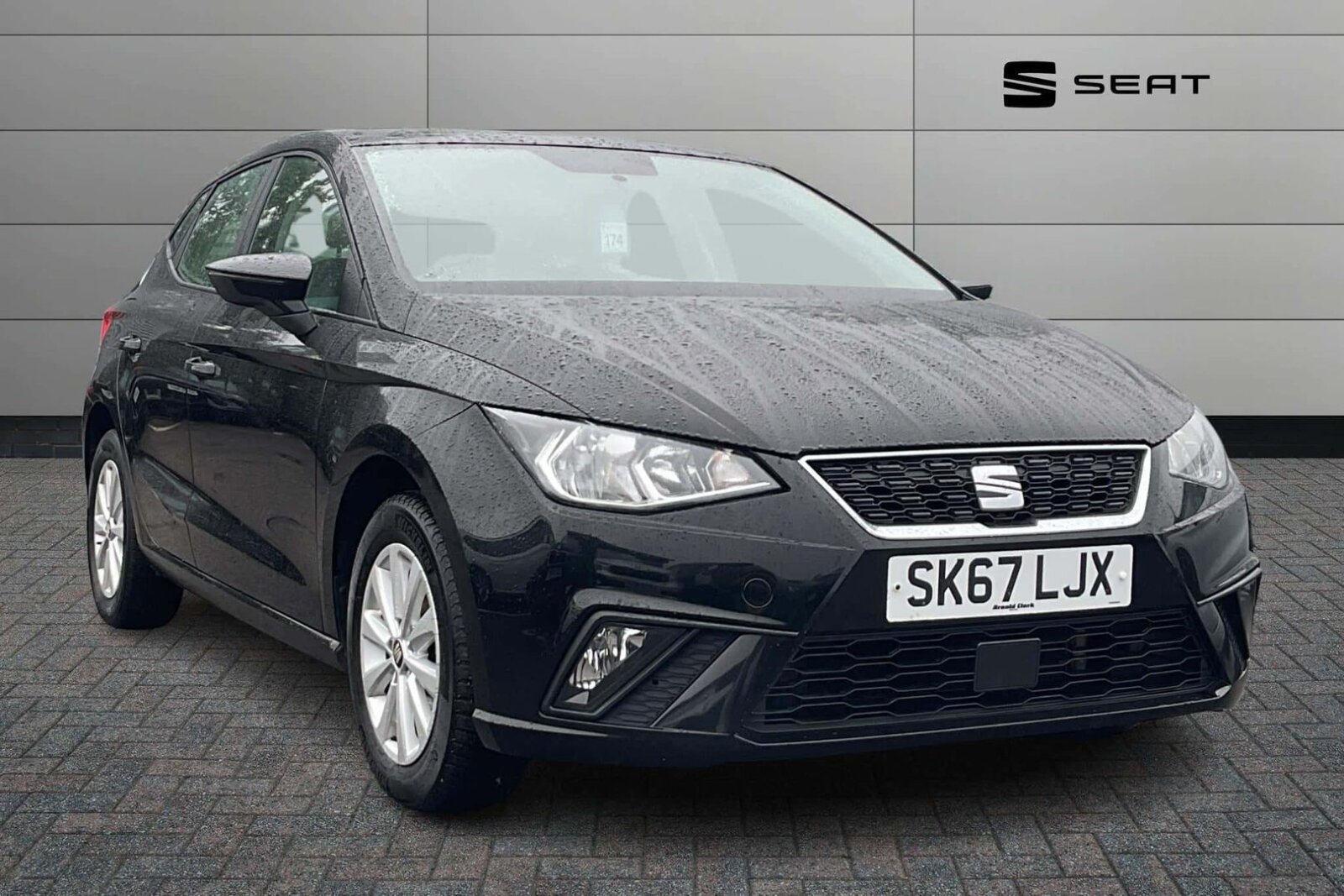 Main listing image - SEAT Ibiza