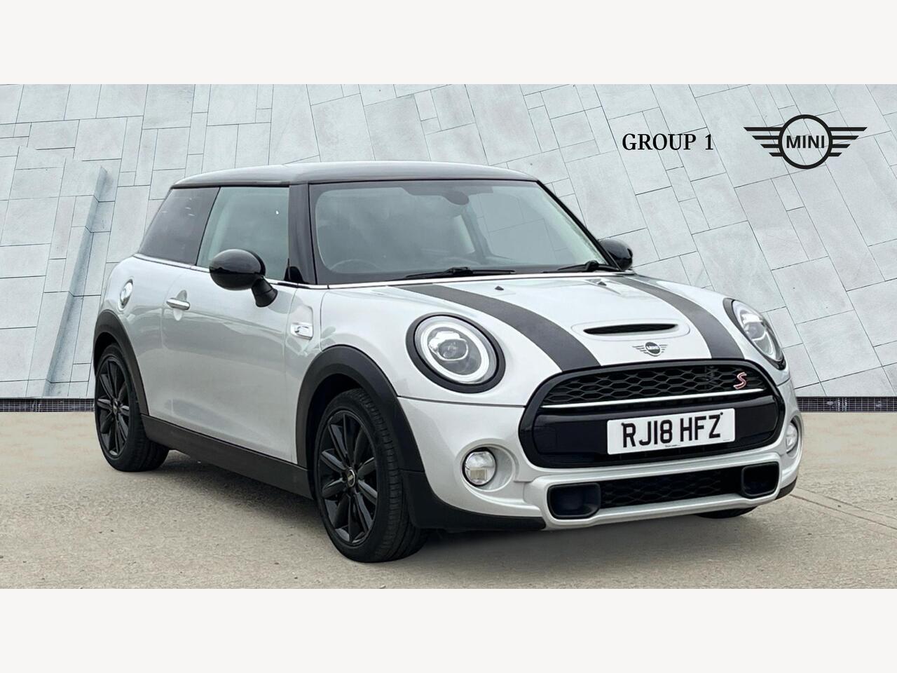Main listing image - MINI Hatchback