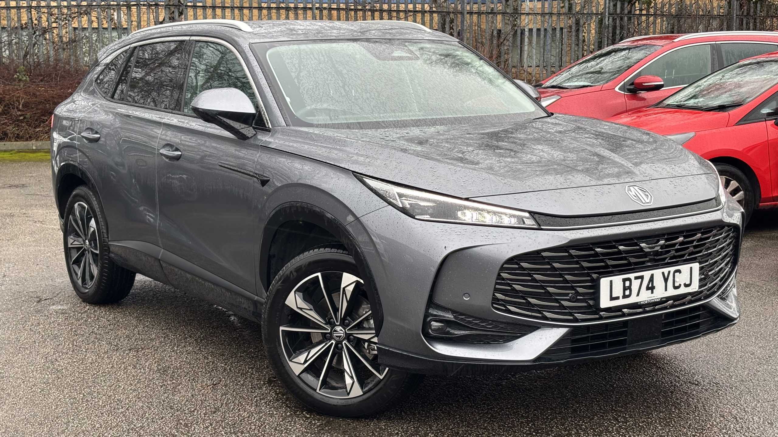 Main listing image - MG HS