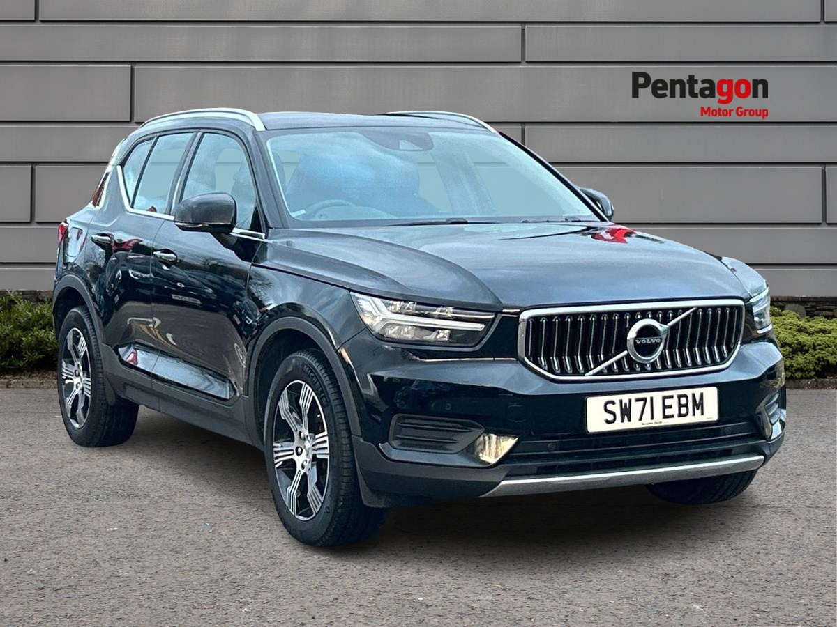 Main listing image - Volvo XC40