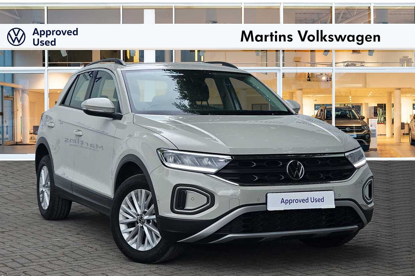 Main listing image - Volkswagen T-Roc