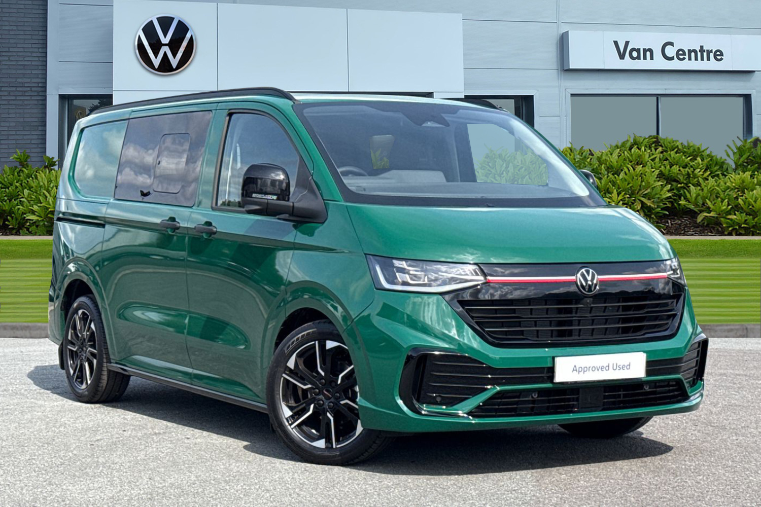 Main listing image - Volkswagen Transporter
