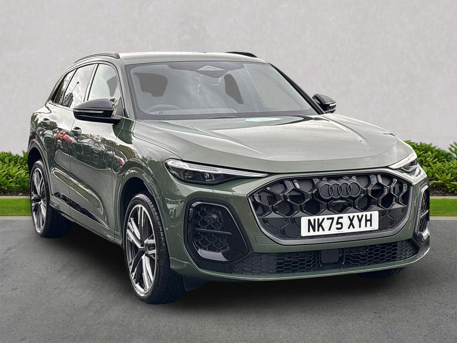 Main listing image - Audi Q5