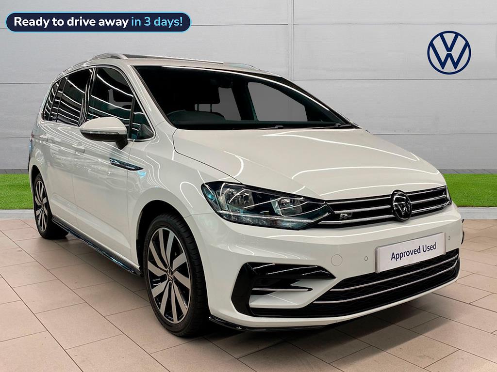 Main listing image - Volkswagen Touran