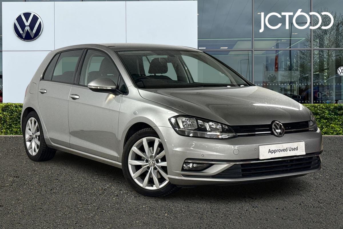 Main listing image - Volkswagen Golf