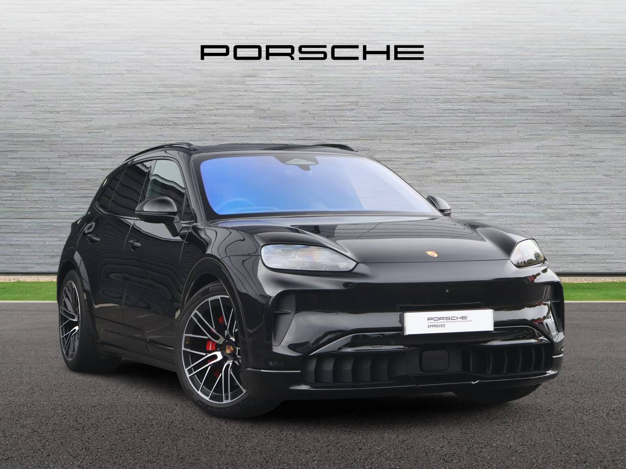 Main listing image - Porsche Cayenne Electric