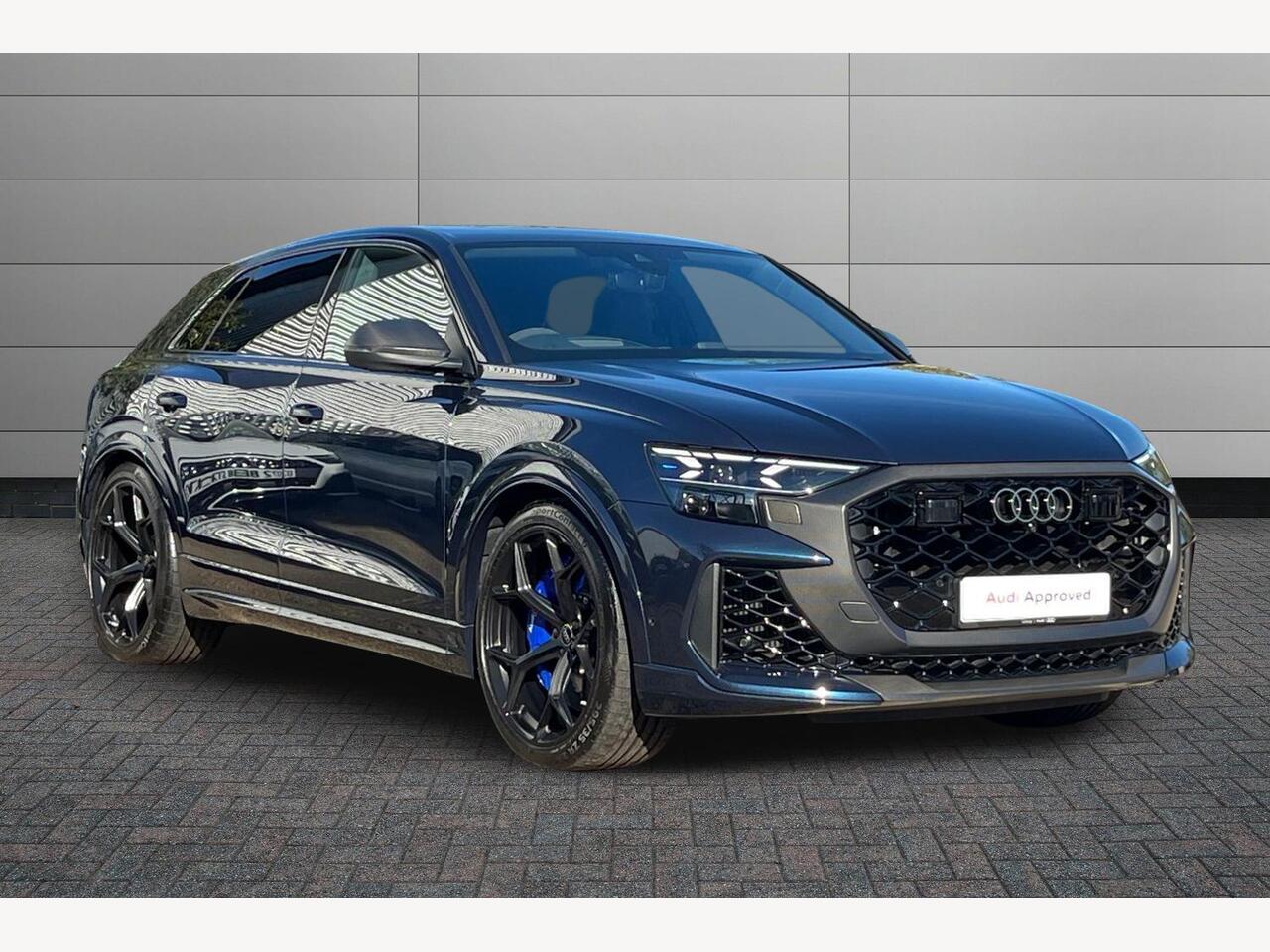 Main listing image - Audi RS Q8