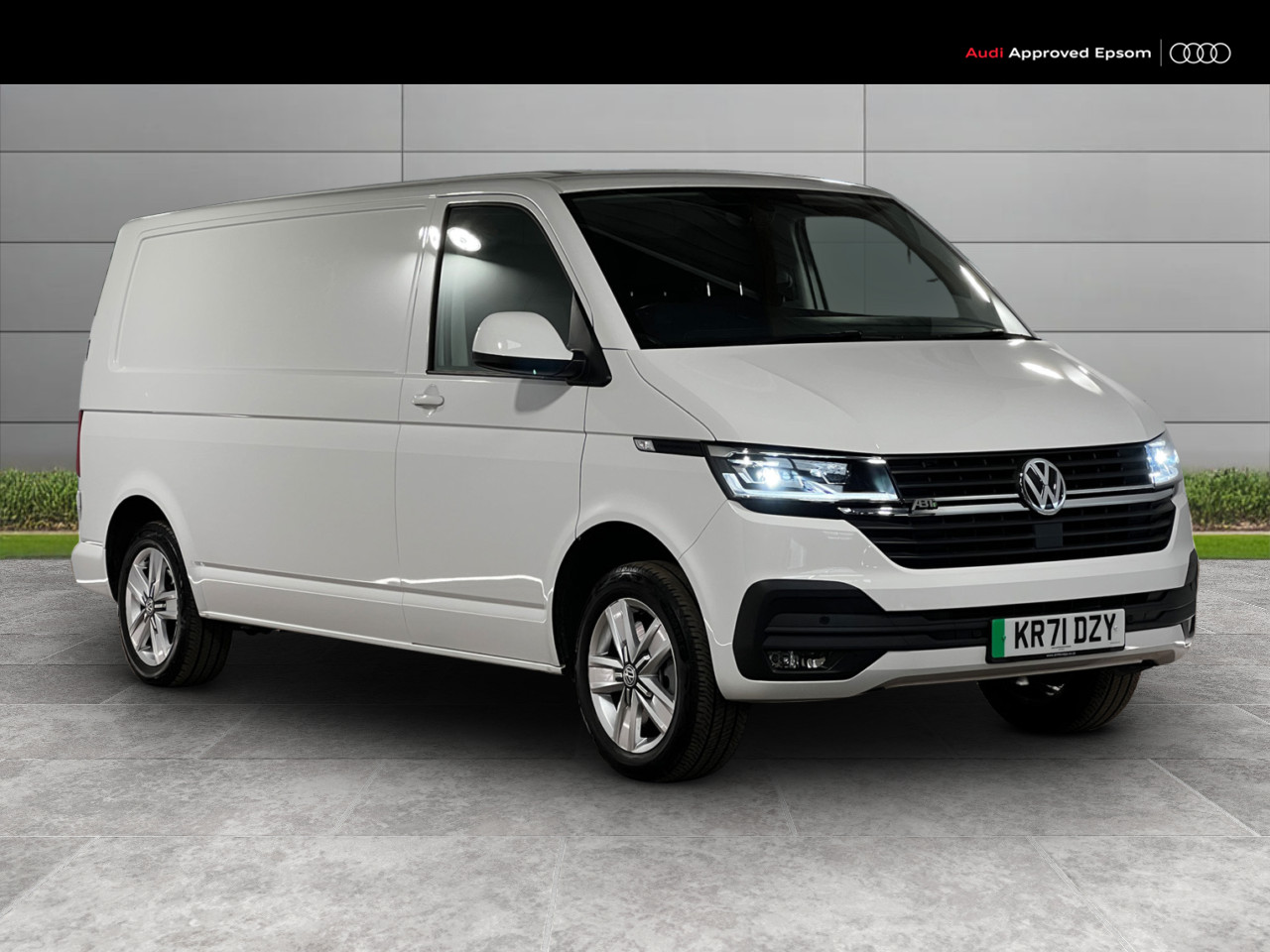 Main listing image - Volkswagen Transporter