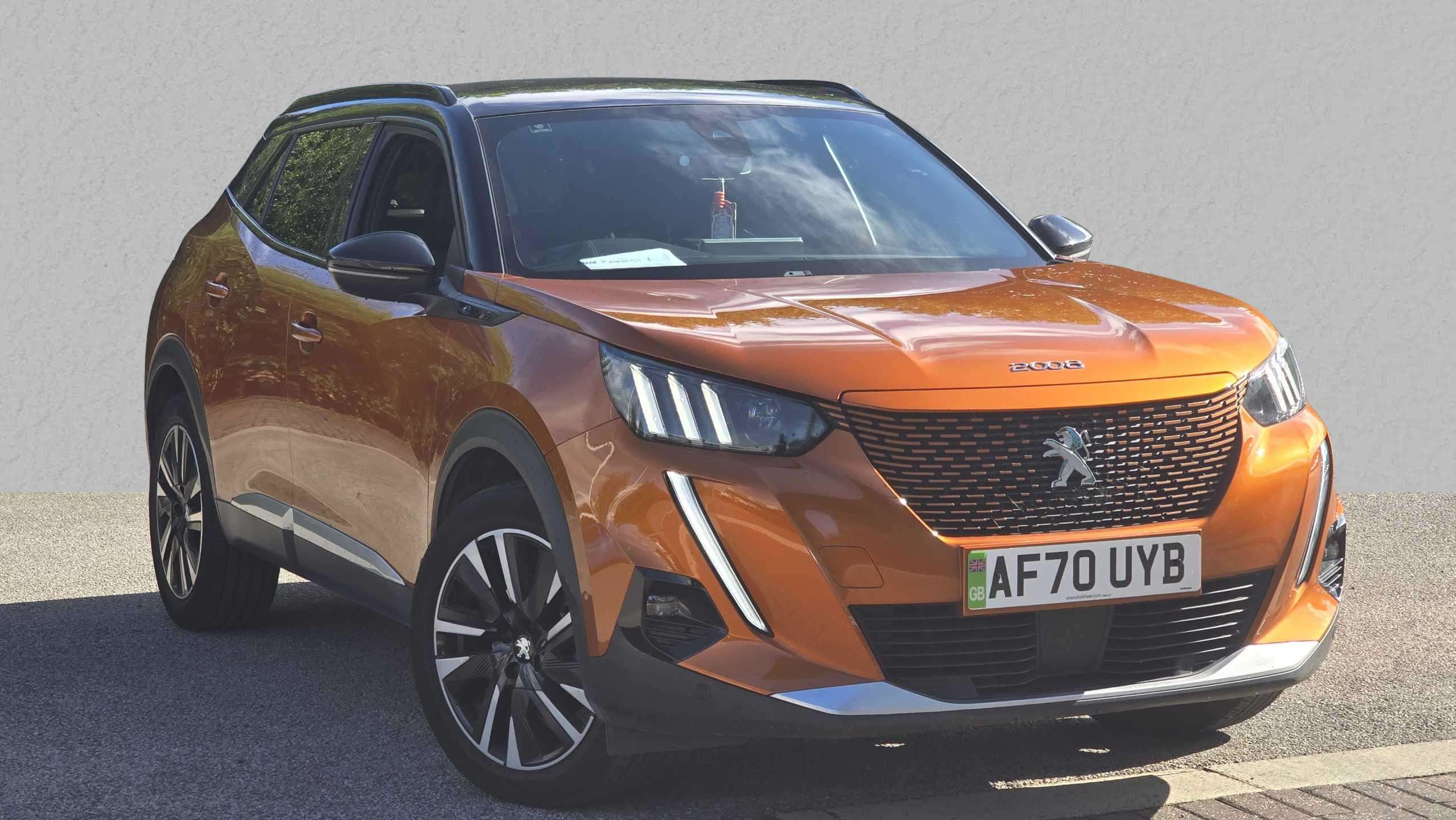 Main listing image - Peugeot e-2008