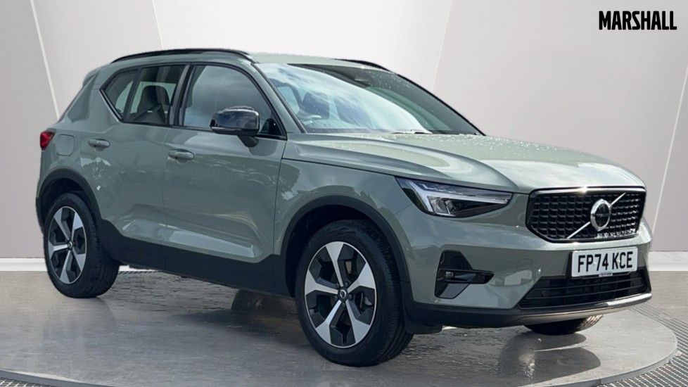 Main listing image - Volvo XC40