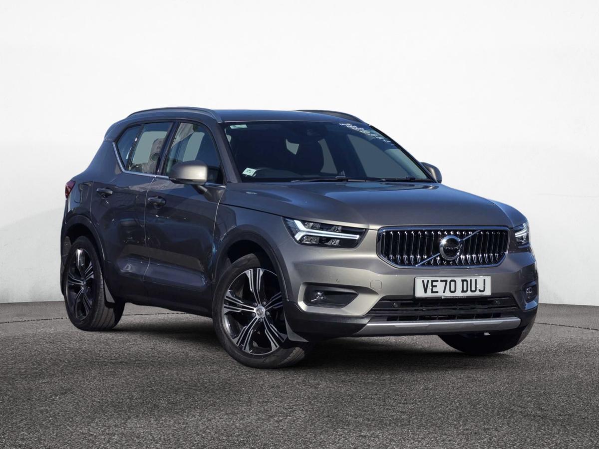 Main listing image - Volvo XC40