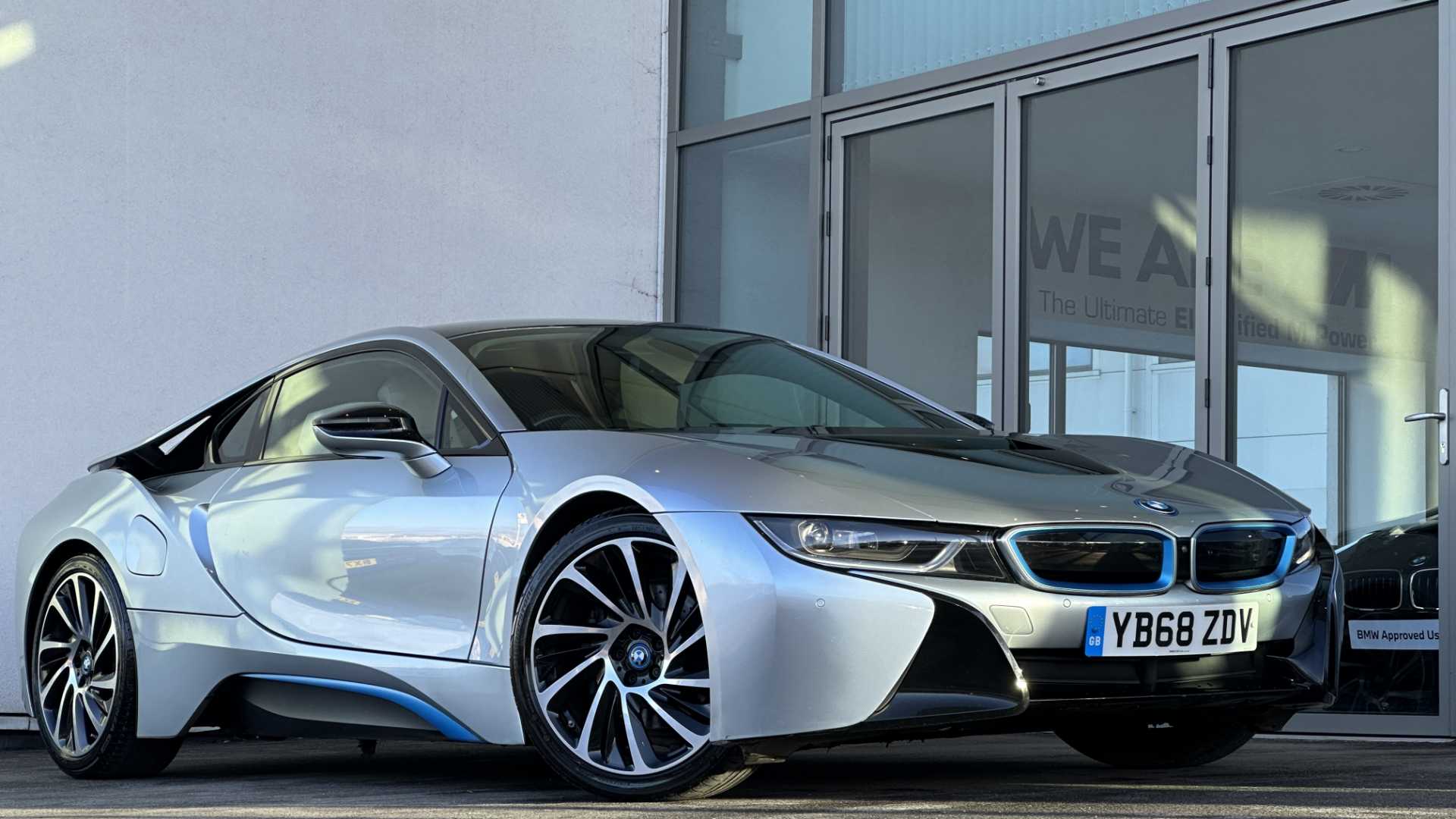 Main listing image - BMW i8