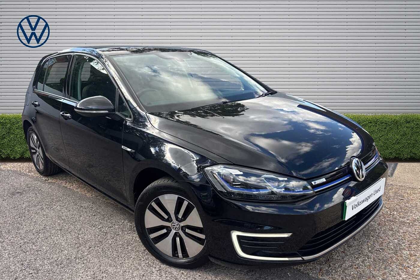 Main listing image - Volkswagen Golf