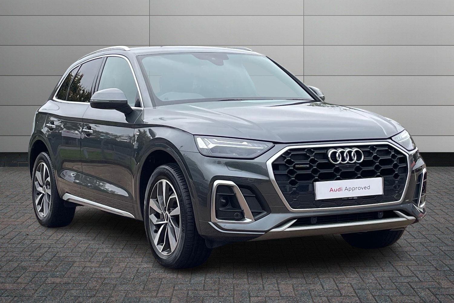 Main listing image - Audi Q5